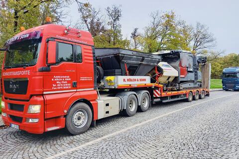 Schwer- & Spezialtransporte – Bild 5